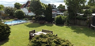 img_36582_9 accommodation set in a park-like setting